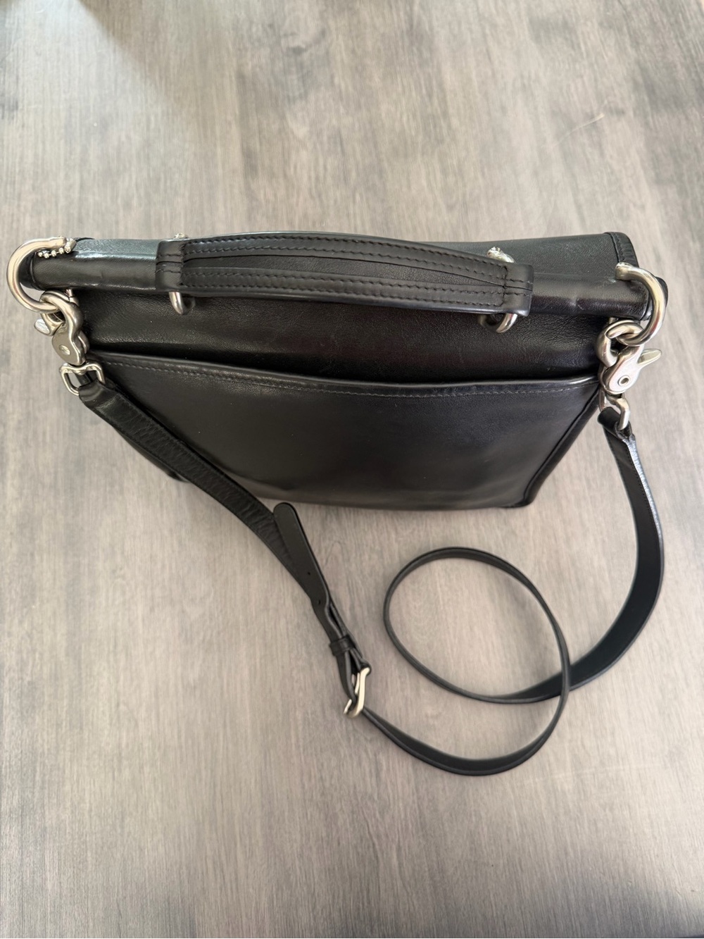 Vintage 2001 Coach Willis 9927 with Nickel Hardware EUC - Picture 5 of 9